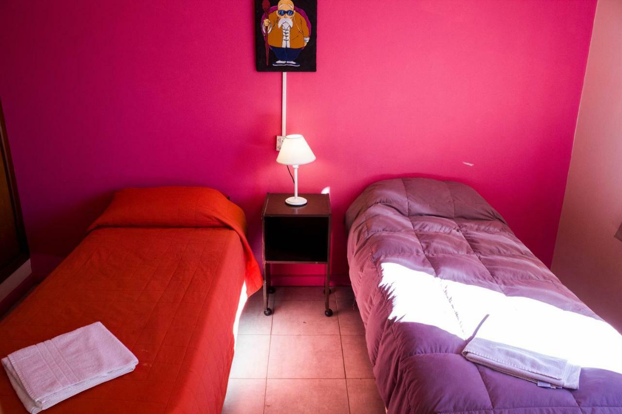 Hostel De La Plaza Amalia Bariloche Buitenkant foto