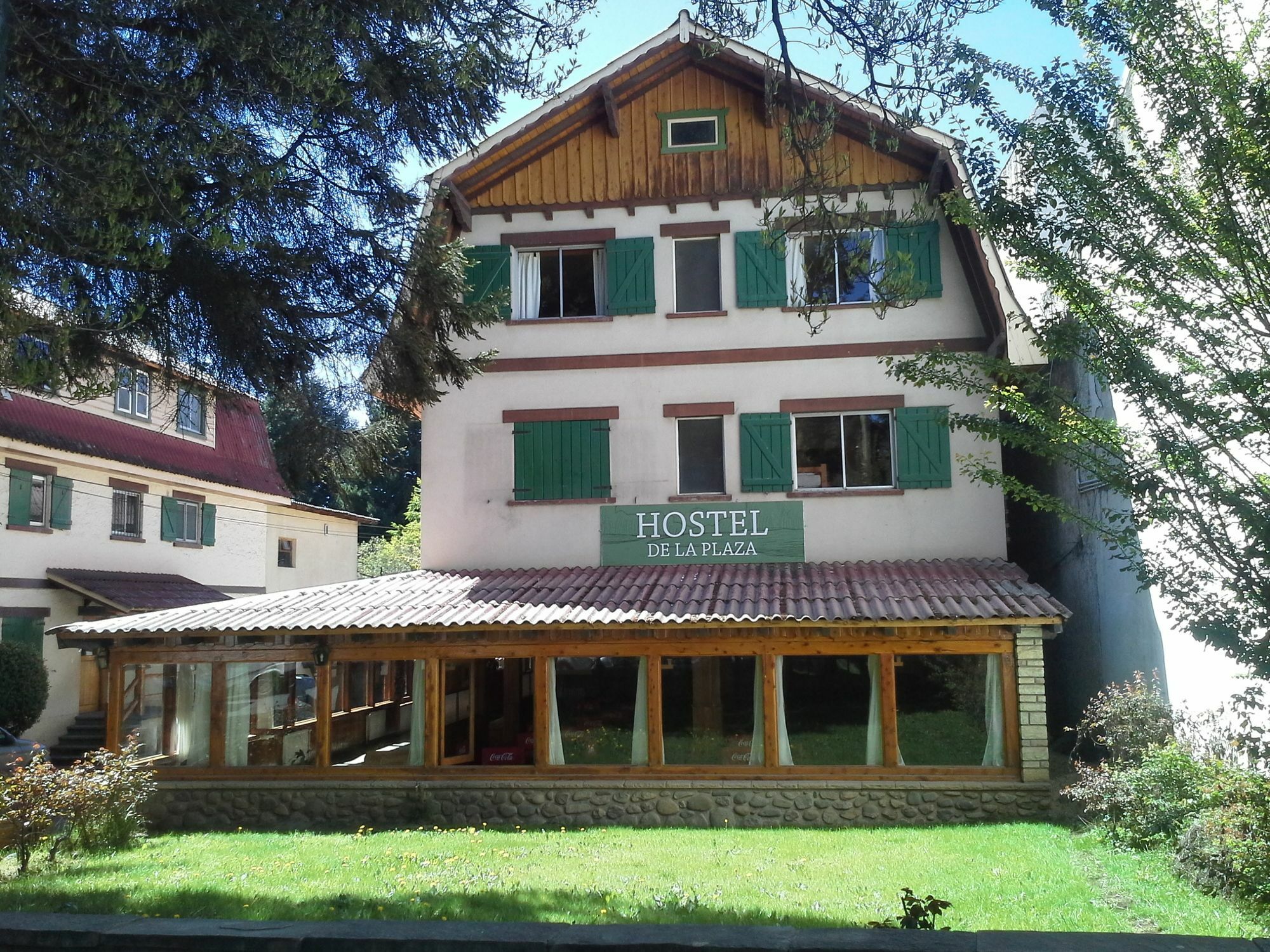 Hostel De La Plaza Amalia Bariloche Buitenkant foto